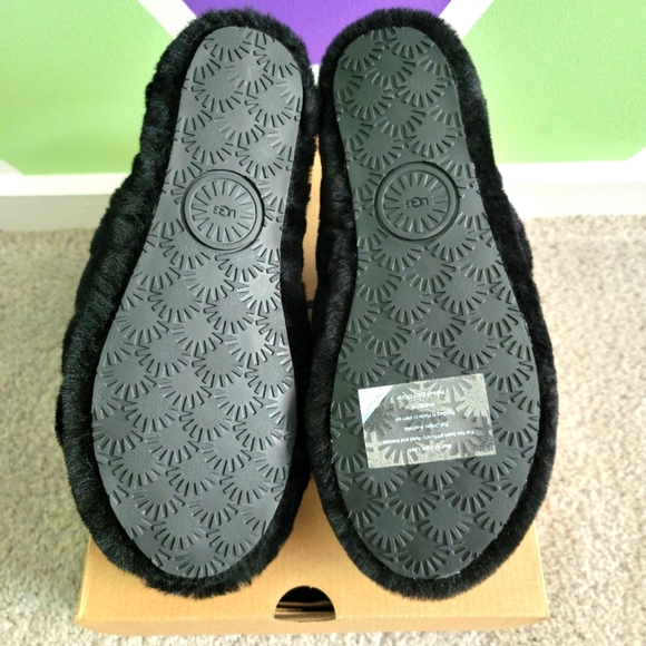 Ugg Fluff Yeah Slides - Picture 4 of 5